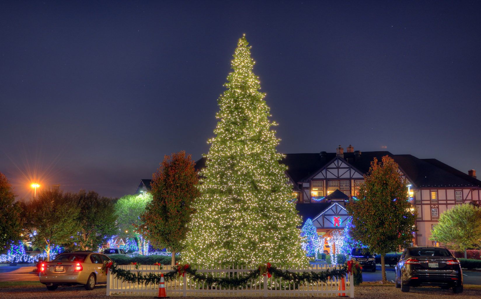 Outside the Hotel The Inn at Christmas Place Pigeon TN